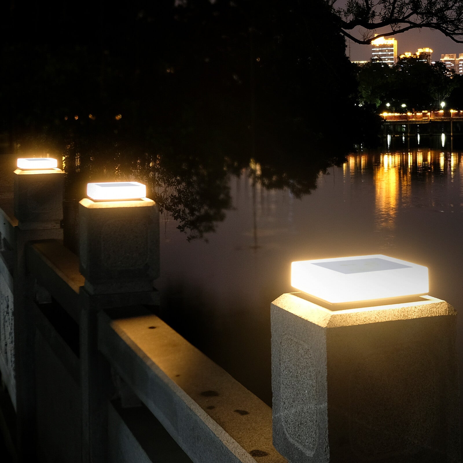 T-SUN Solar Post Cap Lights, 6 Pack Solar Deck Fence Post Lights For 3